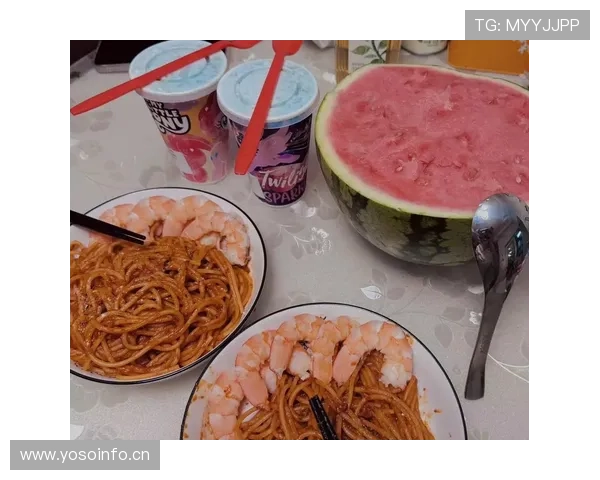 常园到底啥背景？有人说他连吃顿普通外卖都讲究得像大明星似的…